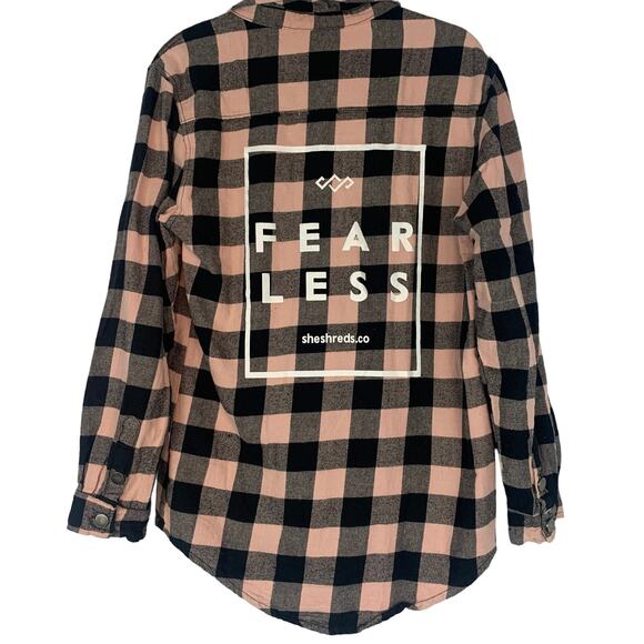 She Shreds “Fear Less” flannel pink/black pockets grunge goth snow boarder LG - Picture 8 of 8